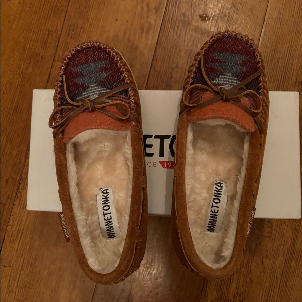Minnetonka Moccasin Slippers